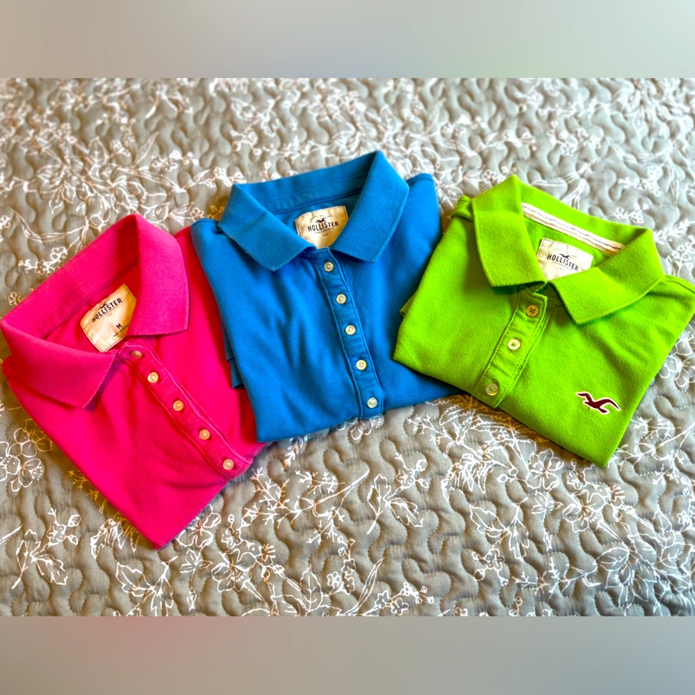 Y2K. Hollister, women’s, medium, short sleeve golf shirts. Various colors.